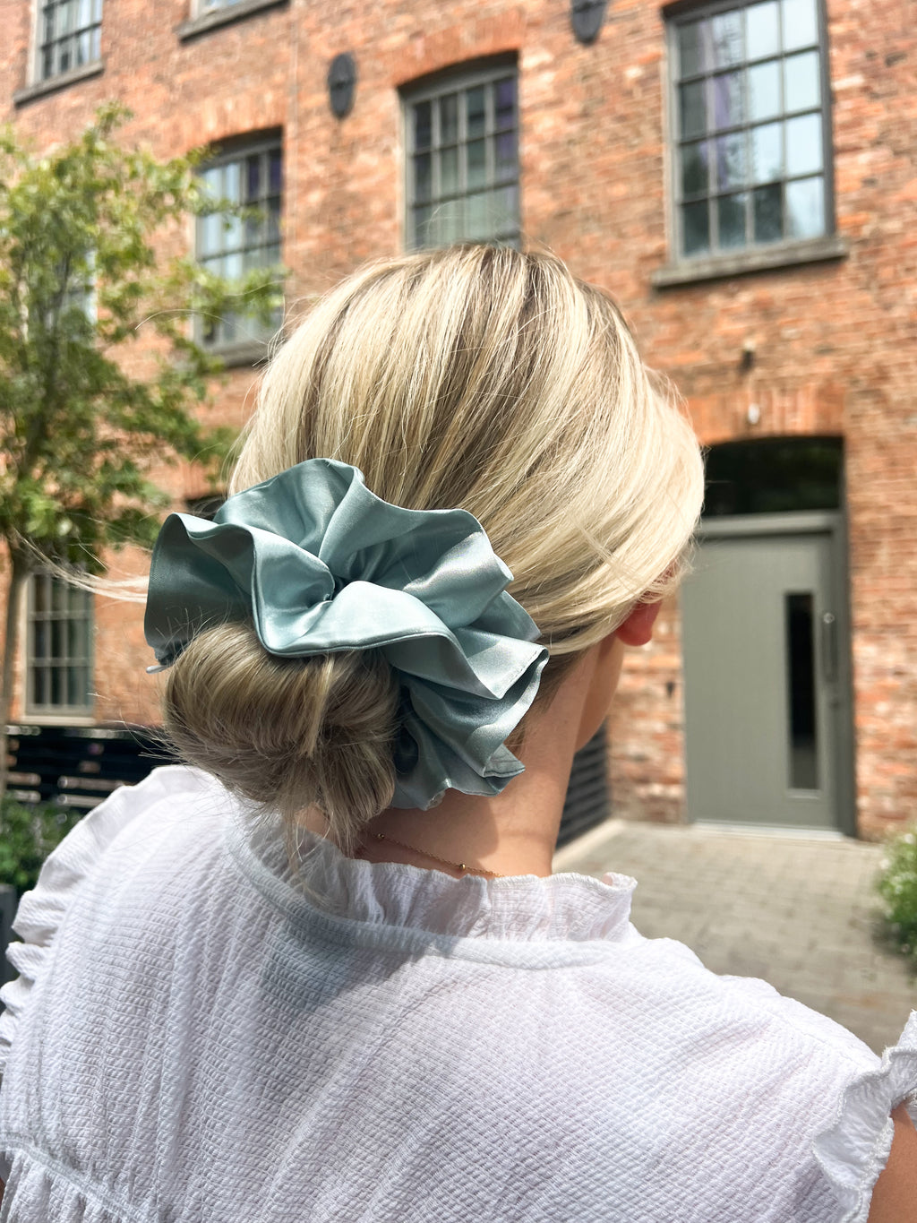Lola Scrunchie - ocean