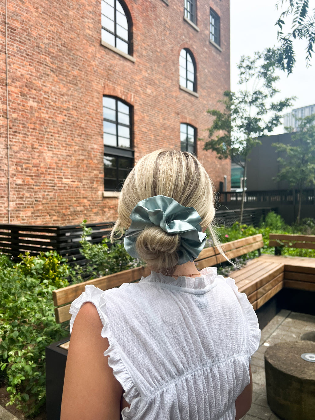Lola Scrunchie - ocean